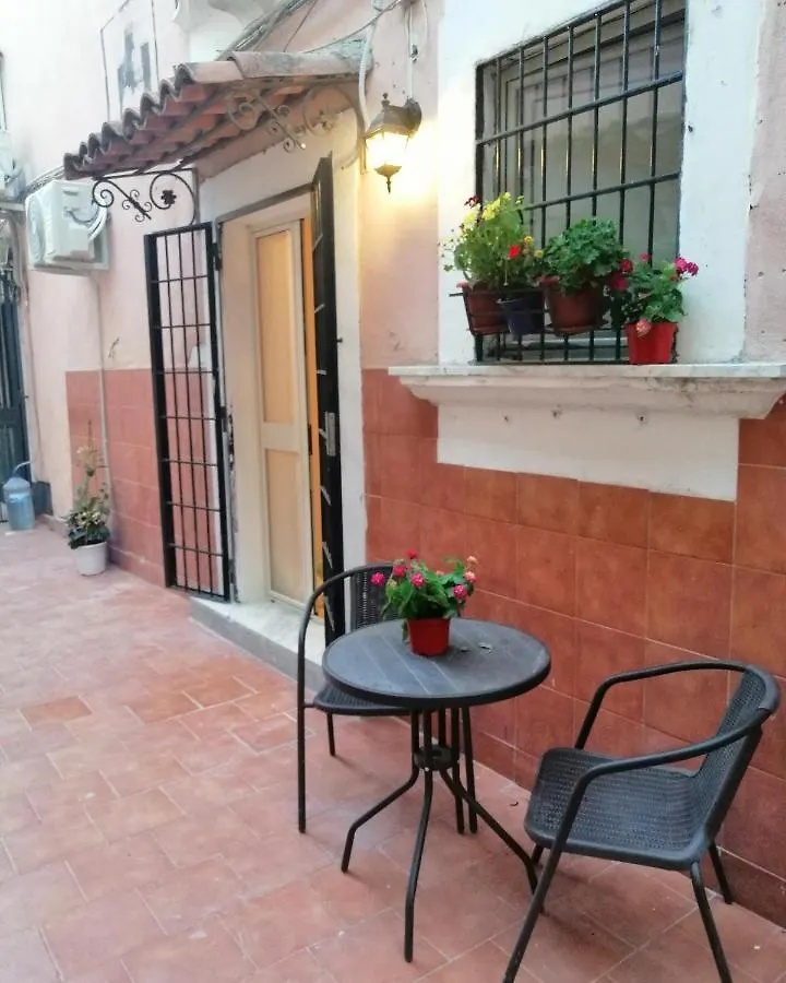 Etnacity Guest House Apartment Catania